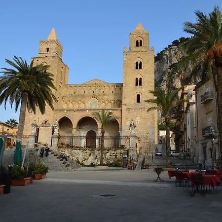 504 Apartment Cefalu